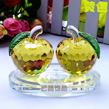 Perfume bottle with car ornaments accessories car perfume new crystal apple cart 
Perfume bottle with car ornaments accessories car perfume new crystal apple cart