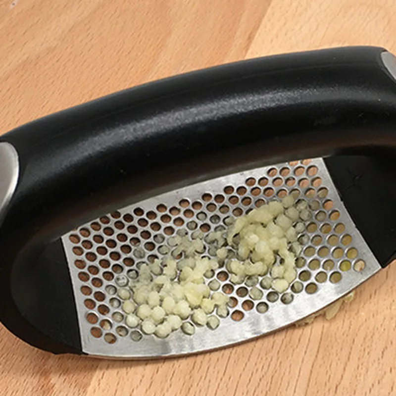 1pc Stainless Steel Garlic Presses Manual Garlic Mincer Chopping Garlic Tools Curve Fruit Vegetable Tools Kitchen Gadgets
1pc Stainless Steel Garlic Presses Manual Garlic Mincer Chopping Garlic Tools Curve Fruit Vegetable Tools Kitchen Gadgets