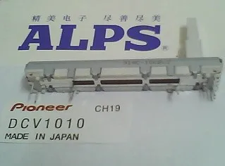 1pcs ALPS Alps straight sliding 6 cm double potentiometer, B10K shaft length 20MM
1pcs ALPS Alps straight sliding 6 cm double potentiometer, B10K shaft length 20MM