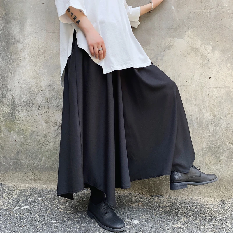 Men Japan Style Irregular Design Wide Leg Skirts Pants Male Women Streetwear Hip Hop Punk Gothic Harem Trousers Kimono Pants
Men Japan Style Irregular Design Wide Leg Skirts Pants Male Women Streetwear Hip Hop Punk Gothic Harem Trousers Kimono Pants