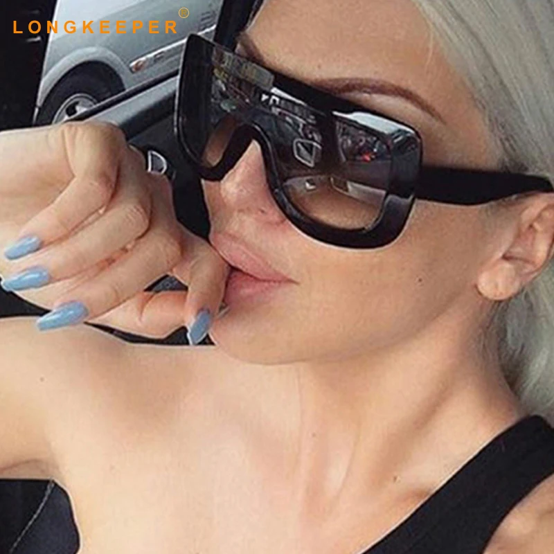 LongKeeper 2018 Brand Designer Vintage Pilot Sun Glasses for Women Retro Male Steampunk Sunglasses Gafas de sol Oversize
LongKeeper 2018 Brand Designer Vintage Pilot Sun Glasses for Women Retro Male Steampunk Sunglasses Gafas de sol Oversize