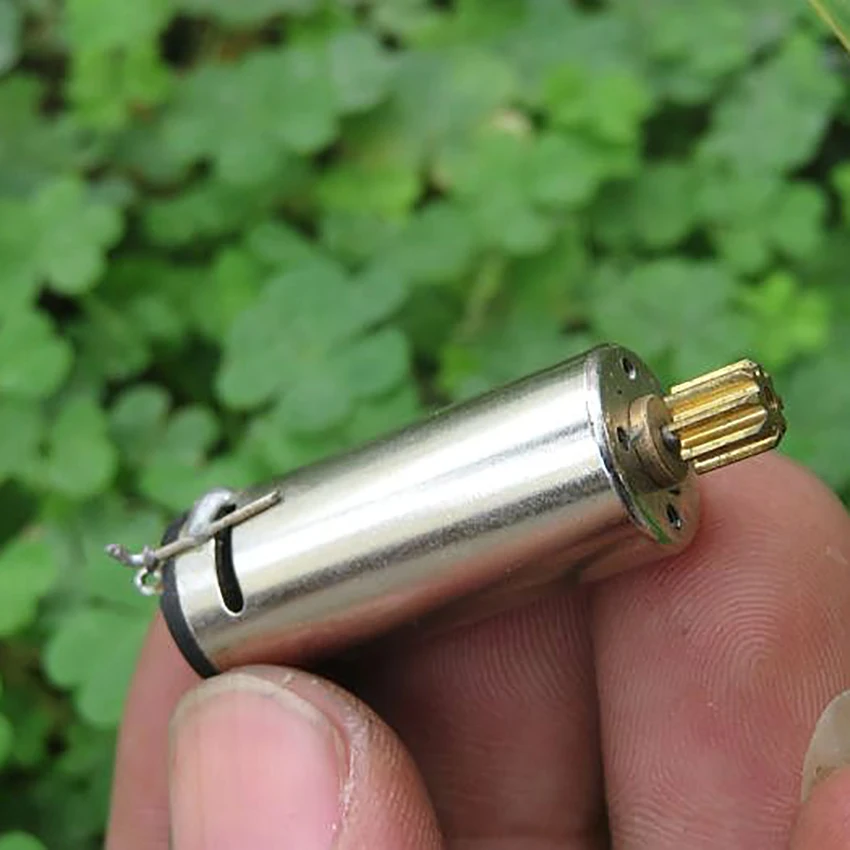 DC 3V High-speed DC Carbon Brush N60 Motor with Metal Gears, Stainless Steel Casing, Output Shaft Dia 1.5mm, 0.35A, 17500 RPM
DC 3V High-speed DC Carbon Brush N60 Motor with Metal Gears, Stainless Steel Casing, Output Shaft Dia 1.5mm, 0.35A, 17500 RPM