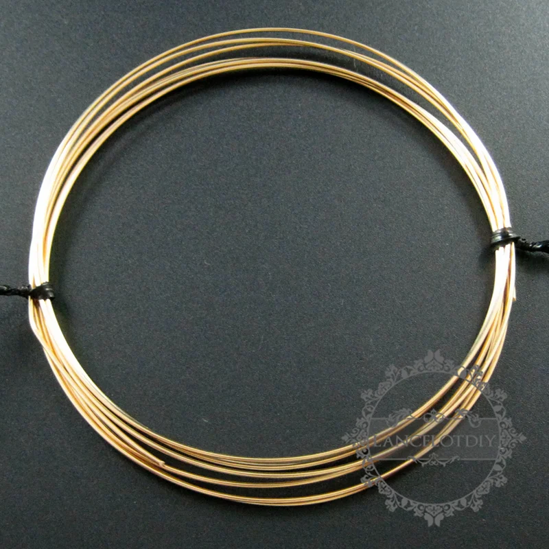1meter half hard gold filled high quality color not tarnished wire packing 150514KGF
1meter half hard gold filled high quality color not tarnished wire packing 150514KGF