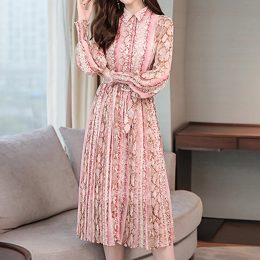 Spring New Long-sleeve Floral Dress Women Long Holiday Chiffon Party Pleated Dress Single breasted Party Dress Lapels Dress
Spring New Long-sleeve Floral Dress Women Long Holiday Chiffon Party Pleated Dress Single breasted Party Dress Lapels Dress