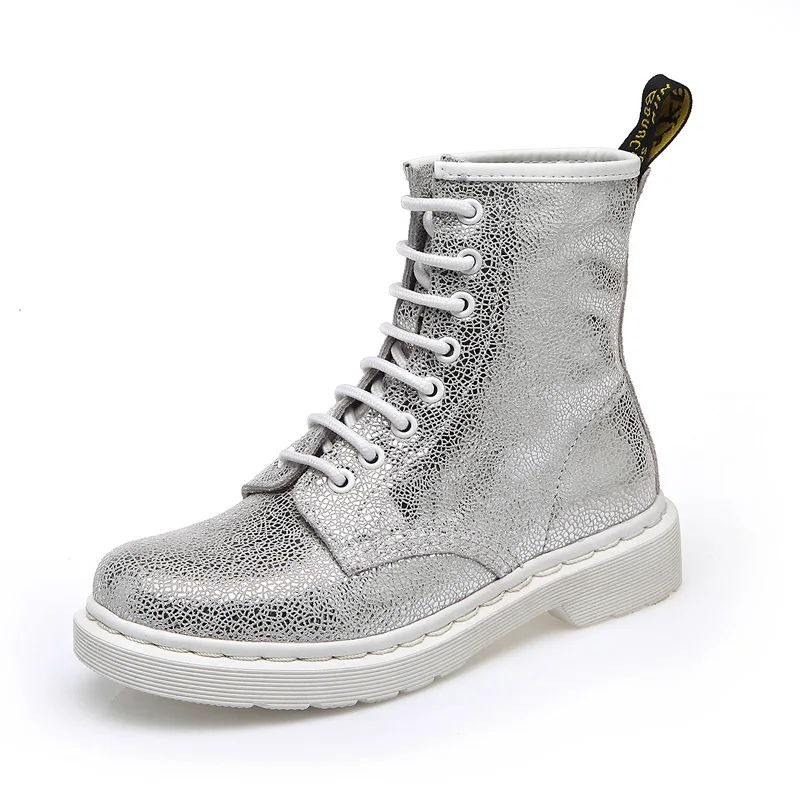 2018 Casual Martin Women Boots Female British Leather High Boots Low Flat Bottomed Medium Tube Silve Whiter Boots
2018 Casual Martin Women Boots Female British Leather High Boots Low Flat Bottomed Medium Tube Silve Whiter Boots