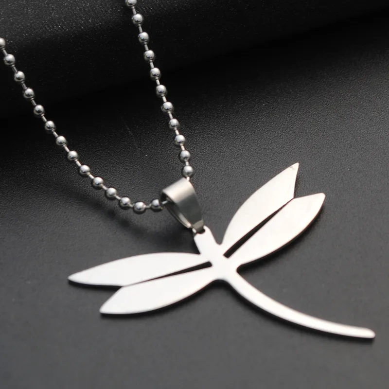 stainless steel flying dragonfly charm pendant necklace small insect animal beneficial insect necklace Peace pigeon bird jewelry
stainless steel flying dragonfly charm pendant necklace small insect animal beneficial insect necklace Peace pigeon bird jewelry