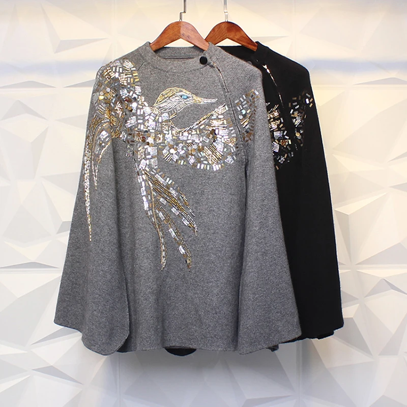 معطف شتوي محاك بالعباءه من الكشمير برسم طير النسر مطرز يدويا مطرز بالترتر للنساء معطف باكمام جديد كولكشن شتوي تريند معطف شتوي محاك بالعباءه من الكشمير برسم طير النسر مطرز يدويا مطرز بالترتر للنساء معطف باكمام جديد كولكشن شتوي تريند