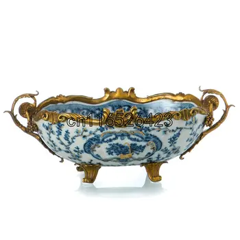 Retro Blue and white ceramic flowerpot bronze inlaid ornaments Europe Home decoration
Retro Blue and white ceramic flowerpot bronze inlaid ornaments Europe Home decoration