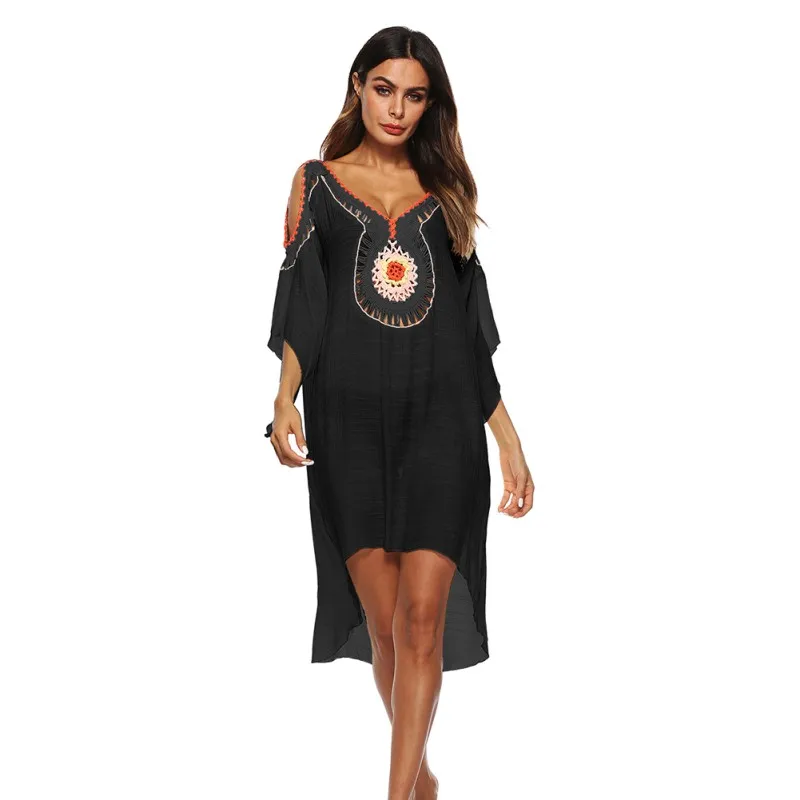Women's outdoor sports blouse hand hook bikini stitching hollow strapless dress white seaside summer sexy bikini shawl skirt
Women's outdoor sports blouse hand hook bikini stitching hollow strapless dress white seaside summer sexy bikini shawl skirt