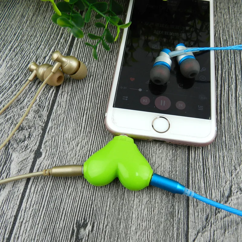 High Quality 1pcs 3.5mm Stereo Audio Headset Heart Shape Headphone Splitter Connector Adapter Cute Love Shape
High Quality 1pcs 3.5mm Stereo Audio Headset Heart Shape Headphone Splitter Connector Adapter Cute Love Shape