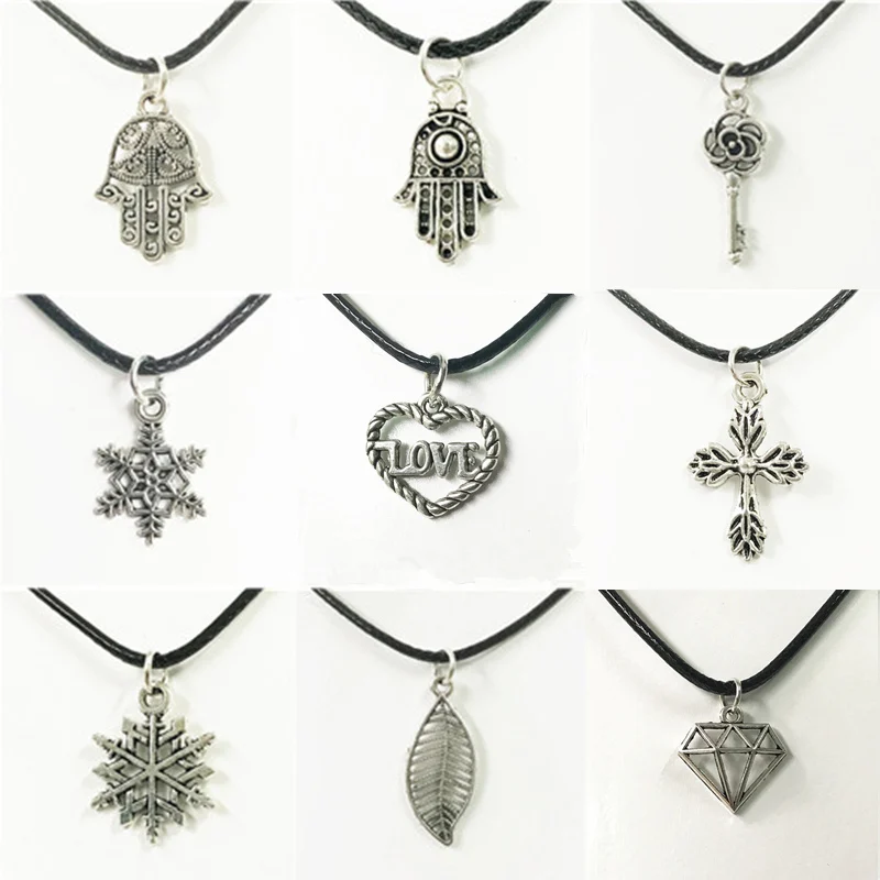 Hot Personality Gothic Cross Key Leather Rope Necklace Fashion Love Leaf Strip Wax Cord Necklace Women's Christmas Gift
Hot Personality Gothic Cross Key Leather Rope Necklace Fashion Love Leaf Strip Wax Cord Necklace Women's Christmas Gift