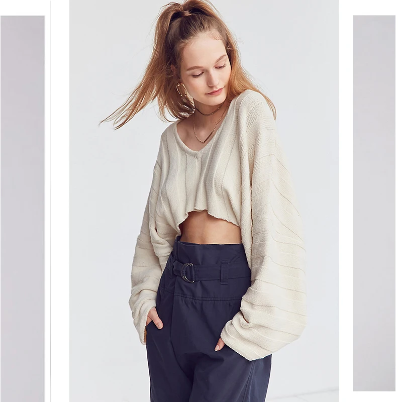 Women Solid Beige Big V Neck Crop Sweater Batwing Sleeve Loose 2019 Winter New Lady Sexy Character Knitwear Femme Knitted Top
Women Solid Beige Big V Neck Crop Sweater Batwing Sleeve Loose 2019 Winter New Lady Sexy Character Knitwear Femme Knitted Top