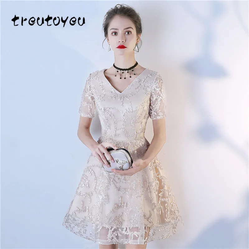 Treutoyeu Women Dresses Elegant Champagne Lace Sleeve A-Line Dress Birthday Party Fashion Zippers Mini Short Dresses D010B
Treutoyeu Women Dresses Elegant Champagne Lace Sleeve A-Line Dress Birthday Party Fashion Zippers Mini Short Dresses D010B