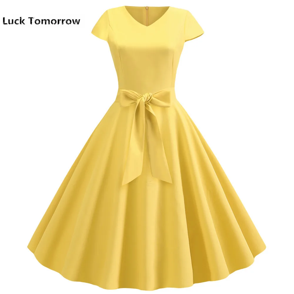 Plus Size Women Retro Dresses Summer Yellow Solid V -cut Dress Maxi 50 S 60 S Vintage Dresses Feminino Vestidos De Festa 2019
Plus Size Women Retro Dresses Summer Yellow Solid V -cut Dress Maxi 50 S 60 S Vintage Dresses Feminino Vestidos De Festa 2019