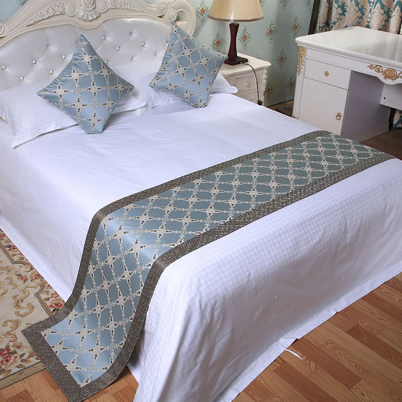 Veemi European Luxury Style Bed Table Runner Embroidered Rhombic Blue Bedding Bed Flag Towel Home Hotel Wedding Decorations
Veemi European Luxury Style Bed Table Runner Embroidered Rhombic Blue Bedding Bed Flag Towel Home Hotel Wedding Decorations
