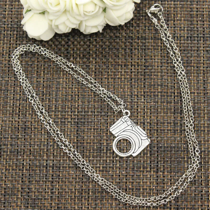 New Fashion Tibetan Silver Pendant retro camera Choker Charm Short Long DIY Necklace Factory Price Handmade jewelry
New Fashion Tibetan Silver Pendant retro camera Choker Charm Short Long DIY Necklace Factory Price Handmade jewelry