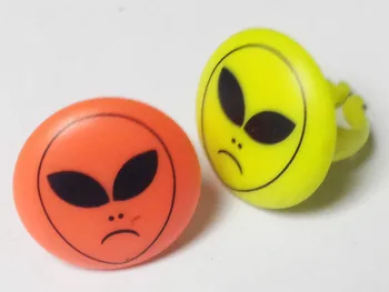 100X Wholesales Alien Rings Vintage Favour Vending Pinata Bag Filler Loot Gag Birthday Party Favor Gift Cake Decoration CARNIVAL
100X Wholesales Alien Rings Vintage Favour Vending Pinata Bag Filler Loot Gag Birthday Party Favor Gift Cake Decoration CARNIVAL