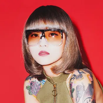 Women Fashion Italy Brand Designer Sunglasses new cool Shades Sun Glasses Vintage Eyewear men YD119
Women Fashion Italy Brand Designer Sunglasses new cool Shades Sun Glasses Vintage Eyewear men YD119