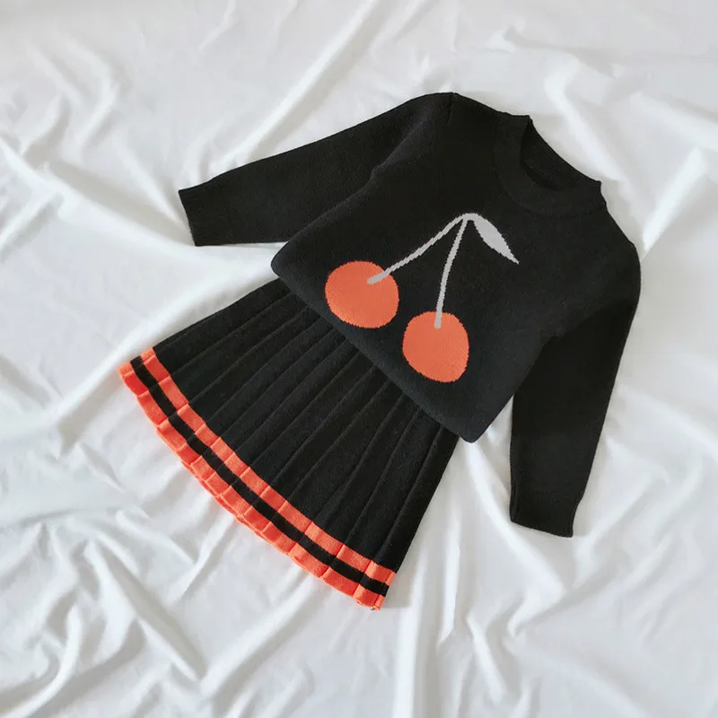 Toddler girl sweater sets Fashion Princess knitted suit Tshirts+skirts set Baby girls Pleated suit Kids clothes for 1-7years
Toddler girl sweater sets Fashion Princess knitted suit Tshirts+skirts set Baby girls Pleated suit Kids clothes for 1-7years