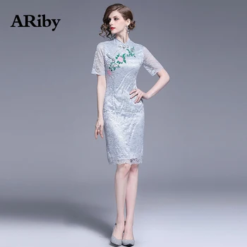 ARiby Women Dress Summer Lace Elegant Dress 2019 Chinese Style Modified Cheongsam Lace Floral Embroidery Mandarin Collar Dress
ARiby Women Dress Summer Lace Elegant Dress 2019 Chinese Style Modified Cheongsam Lace Floral Embroidery Mandarin Collar Dress