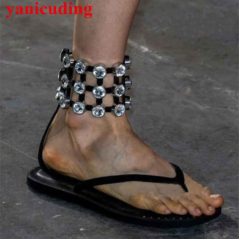 Shoes Women Flip Flops Crystal Plaid Decor Summer Woman Flats Super Star Runway Shoes Girl Lady Sandals Brand Designer Slipper
Shoes Women Flip Flops Crystal Plaid Decor Summer Woman Flats Super Star Runway Shoes Girl Lady Sandals Brand Designer Slipper