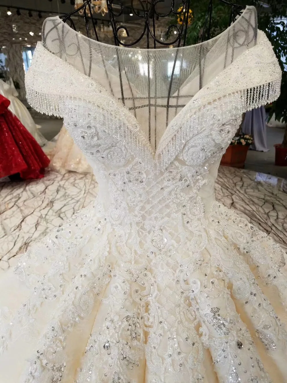AOLANES Robe De Mariage Роскошные платья невесты 2018 свадебные с королевским шлейфом