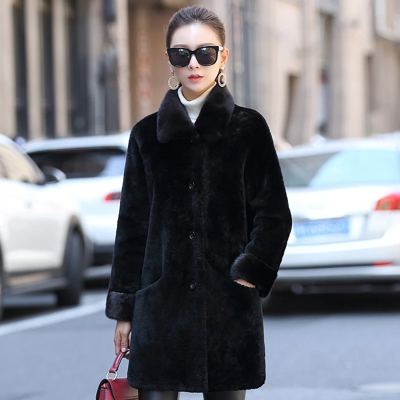 Merino Sheep Fur Shearling Coat Women Real Mink Fur Collar and Cuffs Real Fur Coat Long Sleeve Natural Fur High Street rf0258 
Merino Sheep Fur Shearling Coat Women Real Mink Fur Collar and Cuffs Real Fur Coat Long Sleeve Natural Fur High Street rf0258