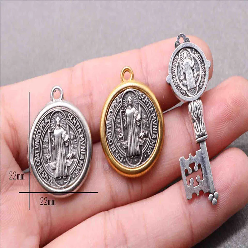 50 Collares Natural Real Colar Promotional Zinc Alloy Jesus Religious Pendant Charm Glamour Fashion Jewelry Medal
50 Collares Natural Real Colar Promotional Zinc Alloy Jesus Religious Pendant Charm Glamour Fashion Jewelry Medal