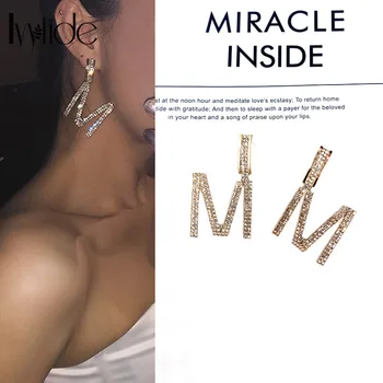 Rhinestone Big Letter M Drop Dangle Earrings For Women Fashion Crystal Jewelry Trendy Show Statement Earrings Accessories 
Rhinestone Big Letter M Drop Dangle Earrings For Women Fashion Crystal Jewelry Trendy Show Statement Earrings Accessories