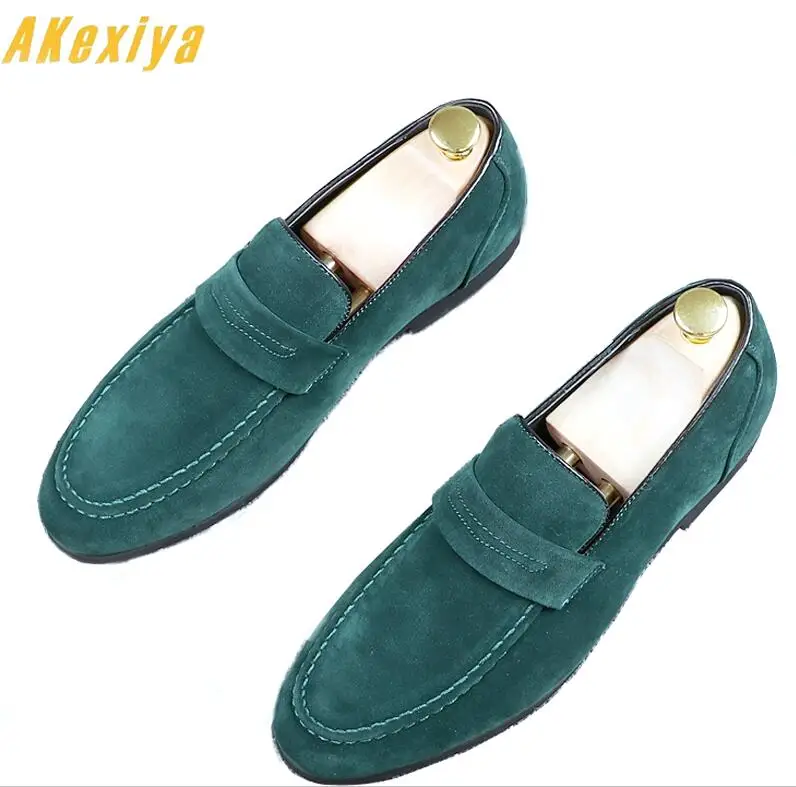 Men Designer vintage Fashion Men Flock Casual Oxford Shoes Male Homecoming Dress Wedding Prom Footwear Sapato Social Masculino
Men Designer vintage Fashion Men Flock Casual Oxford Shoes Male Homecoming Dress Wedding Prom Footwear Sapato Social Masculino