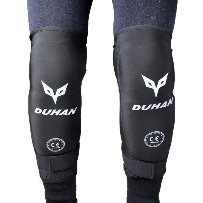 Duhan Motorcycle Soft Kneepads Racing knee protectors Cycling Skating outdoor Sports Protective Gears skiing Kneepads
Duhan Motorcycle Soft Kneepads Racing knee protectors Cycling Skating outdoor Sports Protective Gears skiing Kneepads