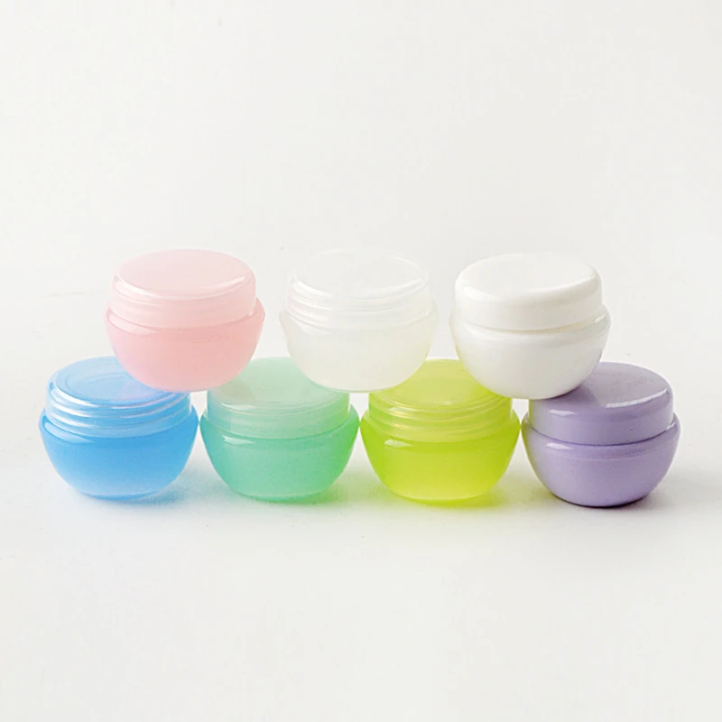 Refillable Bottles Plastic Empty Makeup Jar Pot Travel Face Cream/Lotion/Cosmetic Container Random Color
Refillable Bottles Plastic Empty Makeup Jar Pot Travel Face Cream/Lotion/Cosmetic Container Random Color