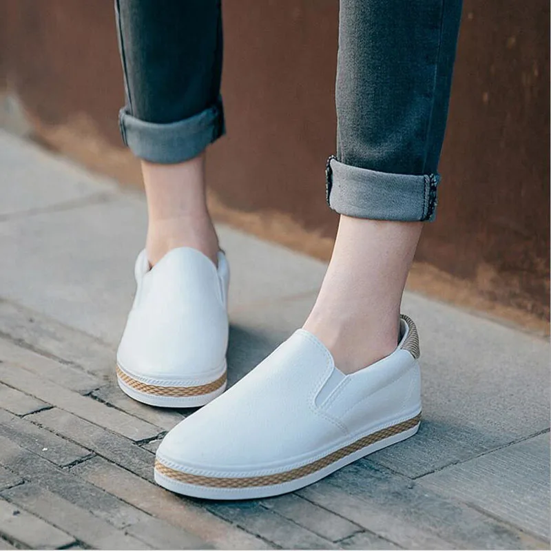 2019 spring and autumn new casual shoes women's lace-up shoes fashion light blue / black / white women's shoes
2019 spring and autumn new casual shoes women's lace-up shoes fashion light blue / black / white women's shoes