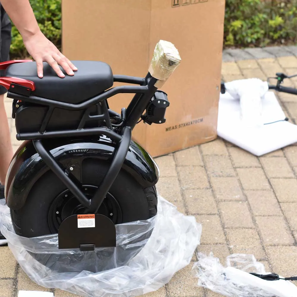 2019 new fashion germany warehouse Brushless motor chopper unicycle balance scooter 1000W 60v
2019 new fashion germany warehouse Brushless motor chopper unicycle balance scooter 1000W 60v