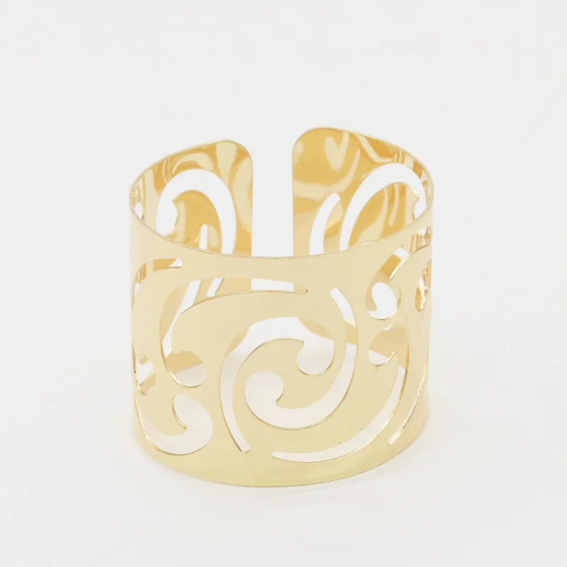6 Kinds Figures Rose Flower Leaf Heart Wide Opening Golden Silver Metallic Titanium Steel Bracelets & Bangles for Women
6 Kinds Figures Rose Flower Leaf Heart Wide Opening Golden Silver Metallic Titanium Steel Bracelets & Bangles for Women