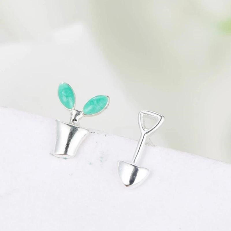 Literary Fresh 925 Sterling Silver Flower Pot Temperament Shovel Sweet Personality Trendy Female Stud Earrings SEA218
Literary Fresh 925 Sterling Silver Flower Pot Temperament Shovel Sweet Personality Trendy Female Stud Earrings SEA218