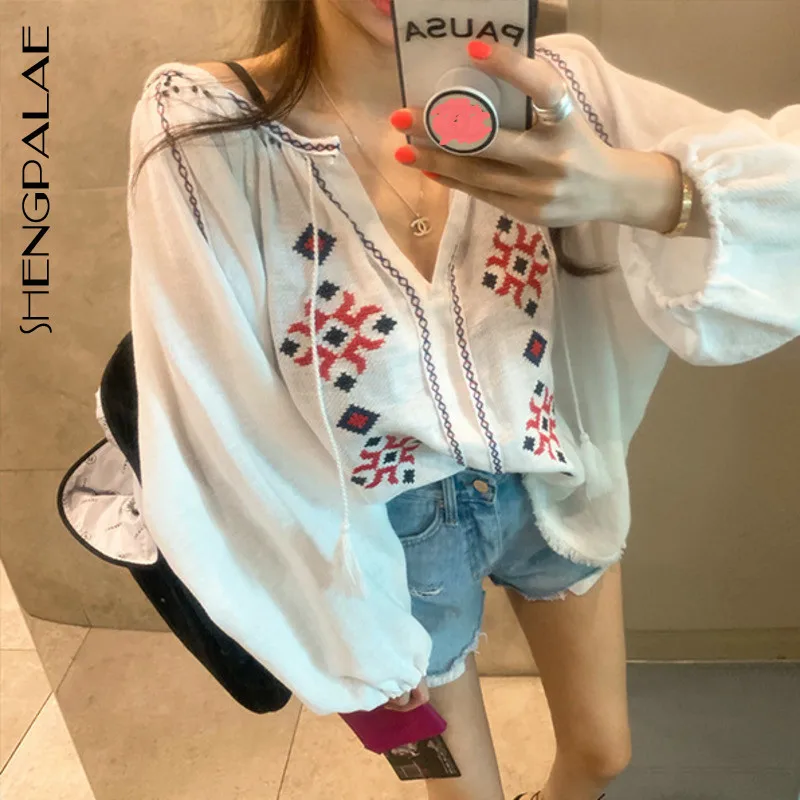 SHENGPALAE New 2019 Summer Spring Korea Style Women Full Lantern Sleeve Print Embroidery V-neck Pullover Loose Shirt Tide FR364
SHENGPALAE New 2019 Summer Spring Korea Style Women Full Lantern Sleeve Print Embroidery V-neck Pullover Loose Shirt Tide FR364