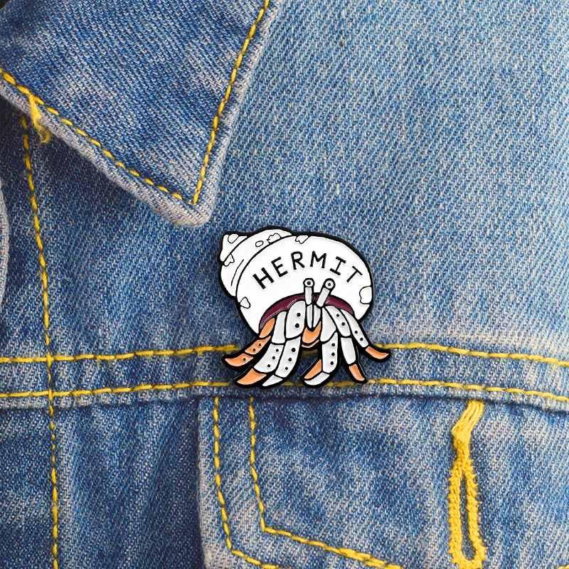 New fashion crab carrying snail brooch HERMIT marine animal badge child cute fun brooch denim clothing ornament gift
New fashion crab carrying snail brooch HERMIT marine animal badge child cute fun brooch denim clothing ornament gift