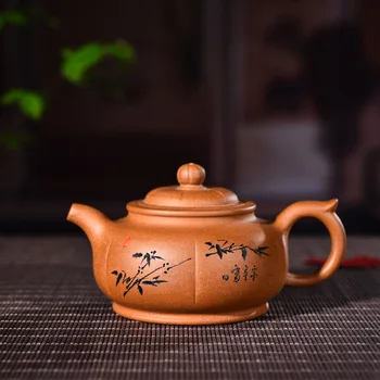 Yixing Purple Sand Pot Famous Artists Purely Hand-made Raw Mine Downhill Mud Bamboo Flap Pot Kungfu Teapot Tea Set
Yixing Purple Sand Pot Famous Artists Purely Hand-made Raw Mine Downhill Mud Bamboo Flap Pot Kungfu Teapot Tea Set