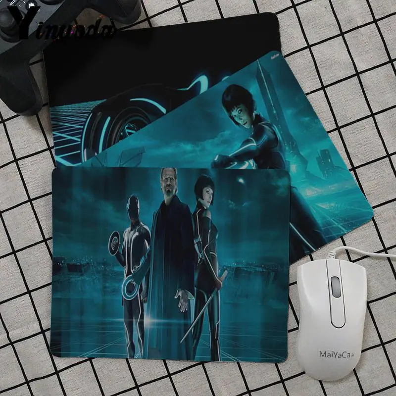 Yinuoda Tron Legacy Gamer Speed Mice Retail Small Rubber Mousepad Simple Design Speed Game Mouse Pads
Yinuoda Tron Legacy Gamer Speed Mice Retail Small Rubber Mousepad Simple Design Speed Game Mouse Pads