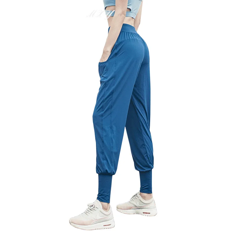 Women's high waist loose sweatpants wicking fitness running yoga trousers gym dance pants BodyBuilding sports fitness leggings
Women's high waist loose sweatpants wicking fitness running yoga trousers gym dance pants BodyBuilding sports fitness leggings