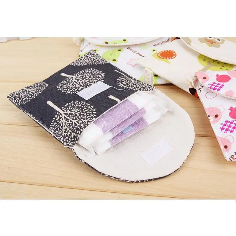 Cute and fresh multi-pattern sanitary quilt bag Cartoon cotton and linen girl aunt towel storage bag
Cute and fresh multi-pattern sanitary quilt bag Cartoon cotton and linen girl aunt towel storage bag