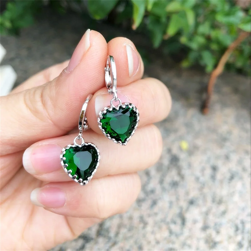 Zircon Stud Earrings Heart-Shaped Earrings for Women Fashion Jewelry Accessories Female Alloy Jewelry Party Gifts Decorations
Zircon Stud Earrings Heart-Shaped Earrings for Women Fashion Jewelry Accessories Female Alloy Jewelry Party Gifts Decorations