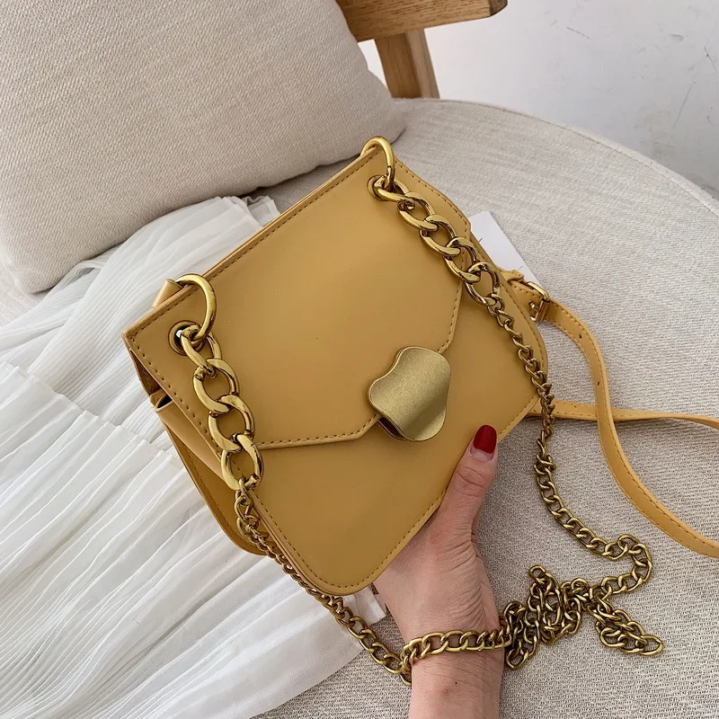 Female Crossbody Bags For Women 2019 High Quality PU Leather Luxury Handbags Designer Sac A Main Ladies Shoulder Messenger Bag
Female Crossbody Bags For Women 2019 High Quality PU Leather Luxury Handbags Designer Sac A Main Ladies Shoulder Messenger Bag