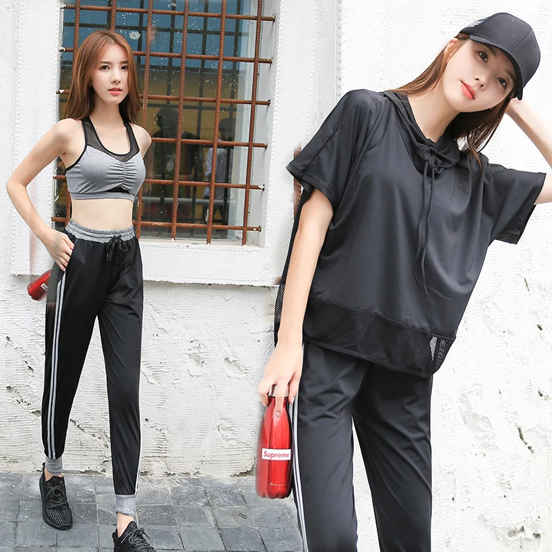Bodybuilding Women Sport Suit Yoga Set Breathable Outdoor Black Training Fitness Tracksuits Gym Short+T-Shirt+Jogger Pants+Bra
Bodybuilding Women Sport Suit Yoga Set Breathable Outdoor Black Training Fitness Tracksuits Gym Short+T-Shirt+Jogger Pants+Bra