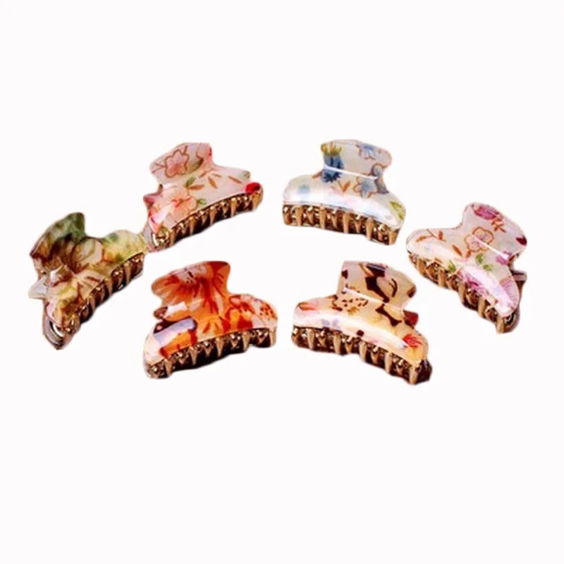 1PCS 3.3 cm leopard banana hairclip for women dot crab hairpin girls plaid hair clasps lady floral hair claw clip accessories
1PCS 3.3 cm leopard banana hairclip for women dot crab hairpin girls plaid hair clasps lady floral hair claw clip accessories
