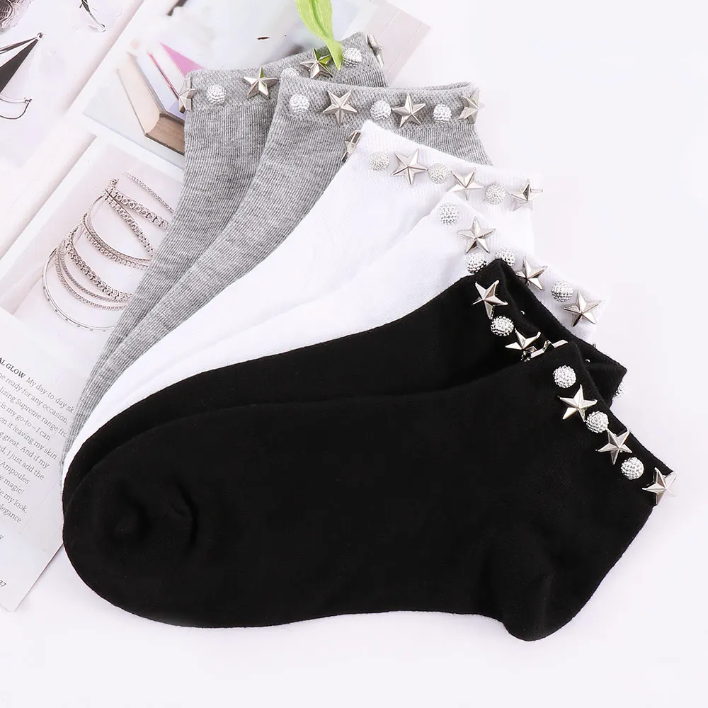 Handmade Rivet Pearl Stars Socks Women Hipster Socks Cotton Breathable Absorbent Ankle Sock Japan College Style calcetines mujer
Handmade Rivet Pearl Stars Socks Women Hipster Socks Cotton Breathable Absorbent Ankle Sock Japan College Style calcetines mujer