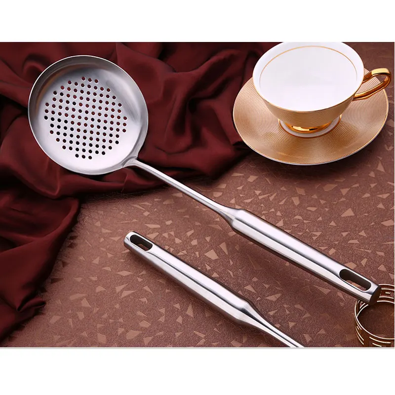 Stainless Steel Spoon Colander Soup Ladle Long Handle Skimmer Spoons Strainer Filter Skimmer Kitchen Utensils Cooking Tools
Stainless Steel Spoon Colander Soup Ladle Long Handle Skimmer Spoons Strainer Filter Skimmer Kitchen Utensils Cooking Tools