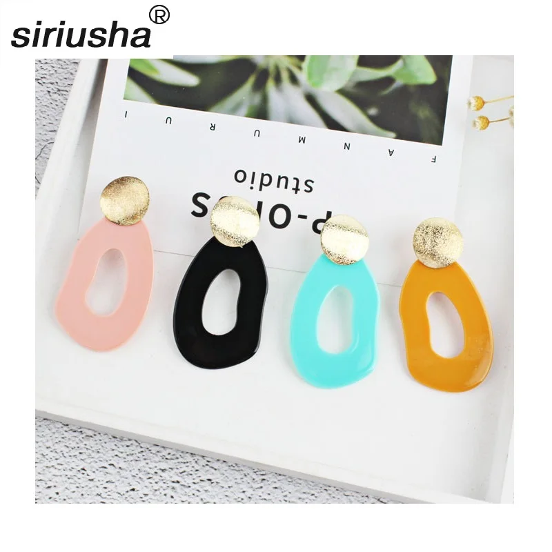 Acetate Plate Irregular Round Earrings Favorite Hot Buy Want to Wholesale Contact Customer Service to Change the Price S067
Acetate Plate Irregular Round Earrings Favorite Hot Buy Want to Wholesale Contact Customer Service to Change the Price S067