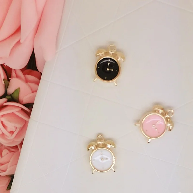 20pcs/lot alarm clock size 12*16mm pendant alloy enamel Charm DIY accessories of necklace bracelet headdress fitting
20pcs/lot alarm clock size 12*16mm pendant alloy enamel Charm DIY accessories of necklace bracelet headdress fitting